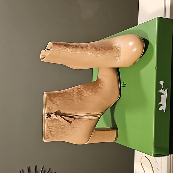 KATE SPADE KNOTT ZIP BOOT - Picture 2 of 7